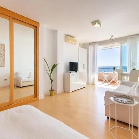 On Bajondillo With Sea Views * トレモリノス