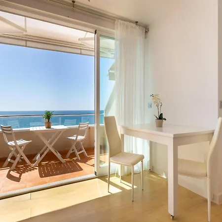 On Bajondillo With Sea Views * 토레몰리노스